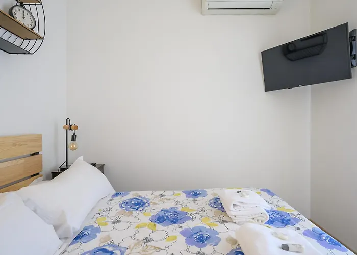 Barsanti Apartament *